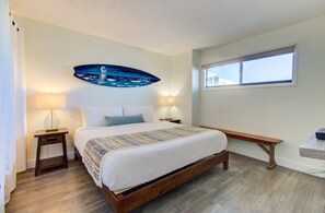 Atlantic Towers 311-print-014-028-Bedroom-4200x2761-300dpi