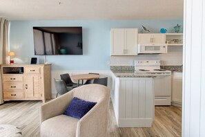 Atlantic Towers 711-print-008-047-Main Living Area-4200x2797-300dpi