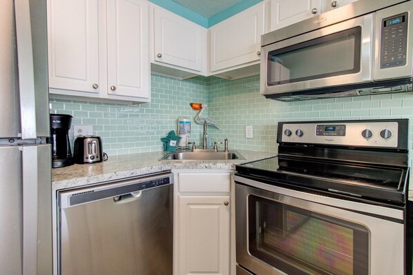 Microwave, Oven, Indoors, Kitchen, Washer
