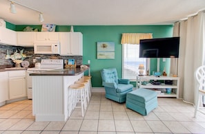 Atlantic Towers 701-print-007-041-Main Living Area-4200x2760-300dpi