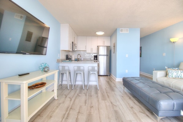 Atlantic Towers 1109-print-006-013-Kitchen-4200x2804-300dpi