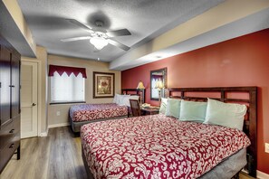 Studio with queen beds