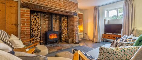Willow Cottage: Large fireplace with wood burning stove