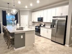Huge Island to socialize at