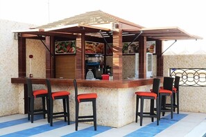 Bar (in der Unterkunft)