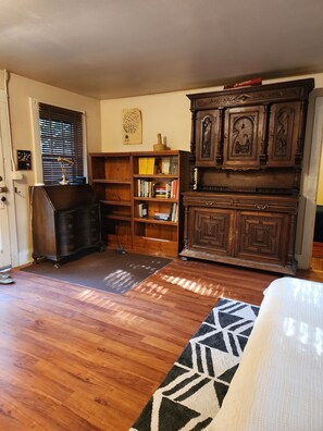 Office area 