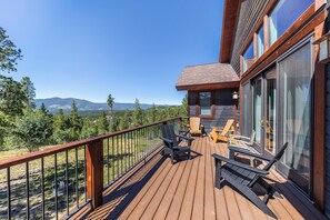 Deck - Deck in front of living area with comfortable seating