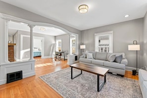 1st Floor Living Room with Queen Sleeper Sofa and Roku TV