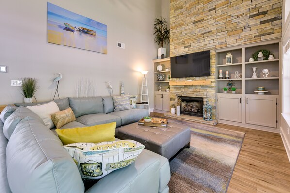 Niceville Vacation Rental | 4BR | 2.5BA | Step-Free Access | 1,811 Sq Ft
