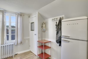 Kitchen has New Retro Looking Appliances