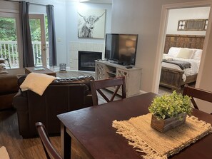 Open concept floor plan.