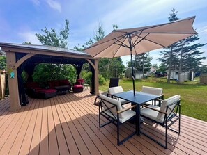 Outdoor gazebo 