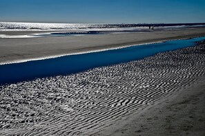 Coligny Beach