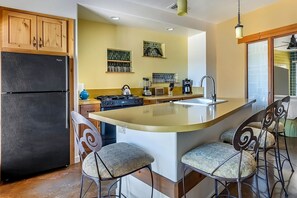 Kitchen area