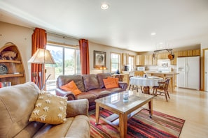 Living Room | Dining Area | Full Kitchen