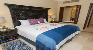 executive-ocean-view-suite--v1405-2050