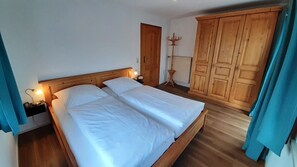 Ferienwohnung Steinplatte, 3-Sterne mit 45 qm, Zuhaus, Balkon