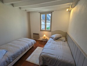 Chambre 1 au rez-de-chaussée 