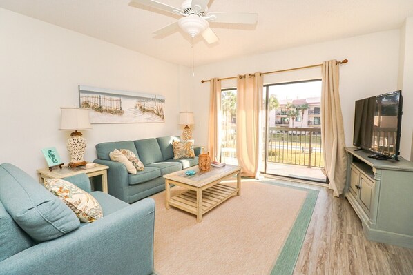 St. Augustine Beach Rentals Living Room