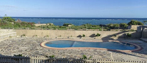 Vue sur la plage ou l’océan