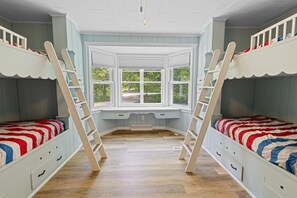 Bedroom on the first floor sleeps 4