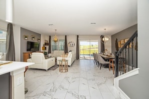 8812CrudenBay,ChampionsGate_06