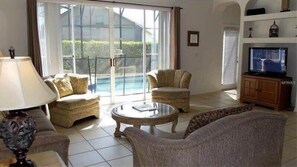 1616MorningStar-LivingRoom6