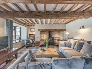 Living room | Hwylfa Ddafydd, Llysfaen, near Colwyn Bay