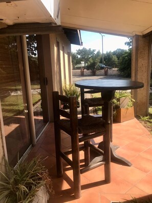 Outdoor dining