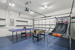Spielezimmer