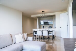 Living Room (2)