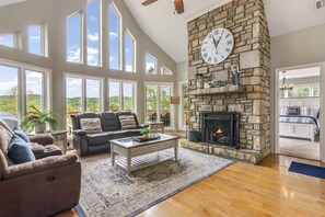 Take in the views and spread out in the spacious upstairs living room!
