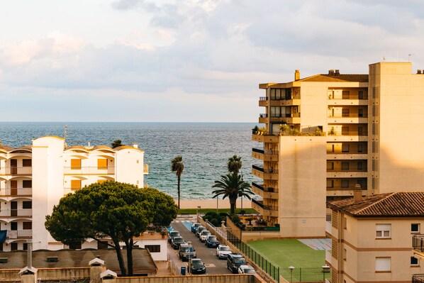 Beach/ocean view