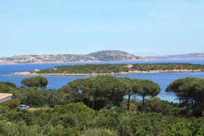 Vue depuis la maison sur l'archipel de la Maddalena