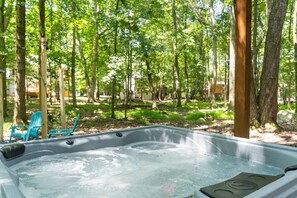Bain à remous extérieur