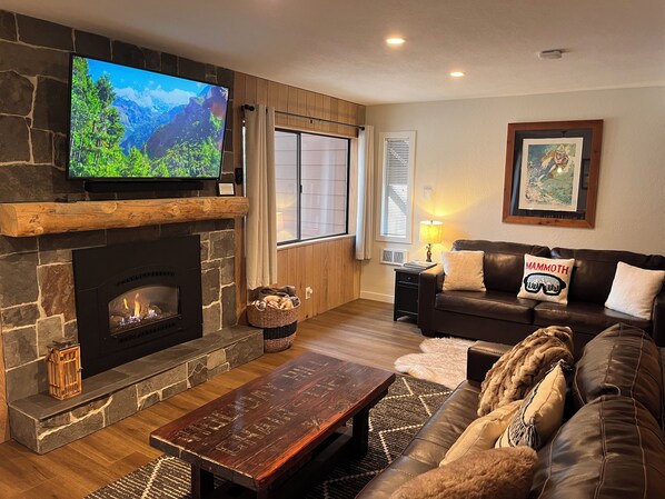 Living room (1)