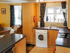 Kitchen | The Bothy at Willowbank, Grantown on Spey