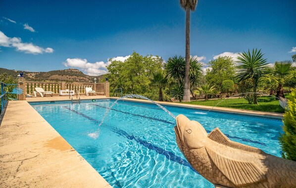 pool