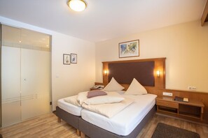 Doppelzimmer Trisanna / alternativ