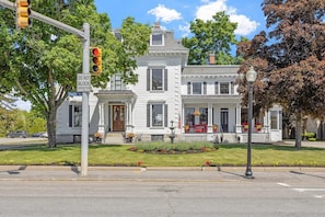 another street view of property