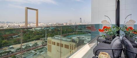 Balcony w/ Dubai Frame Views