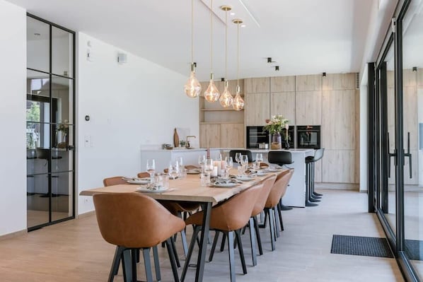 Beautiful modern dining area