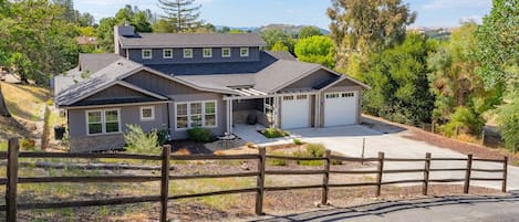 A modern farmhouse just minutes from town