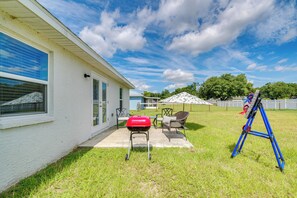 Furnished Patio | Charcoal Grill | Yard Games