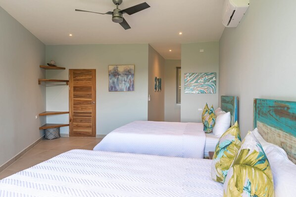 Double Queen Room