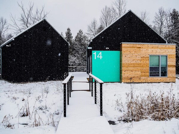 Cabin 14 (winter) (1)