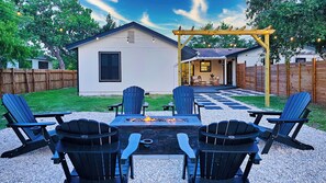 Backyard & Firepit