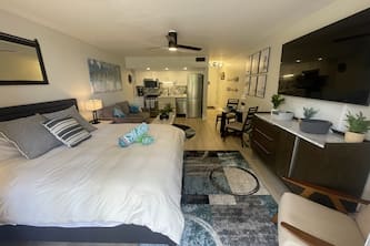Brand New Remodeled Beachfront Ground Floor Stunning Studio! Steps to the sand!