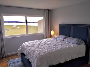 Bedroom with view of the bay
