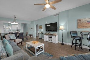 Living Area w/Smart TV